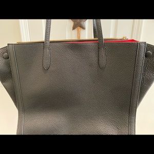Black tote